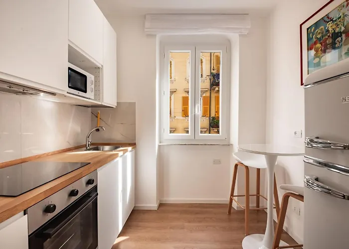 Appartement Binario 79 5terre 8min-in Front Of The Station,a-c La Spezia